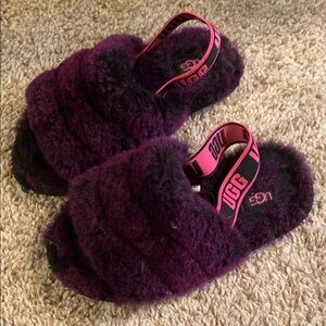 Girls ugg slipper sz 11 raspberry pink